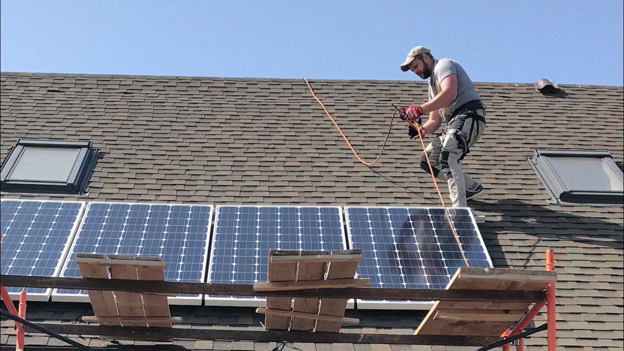 فروش عمده باتری خورشیدی