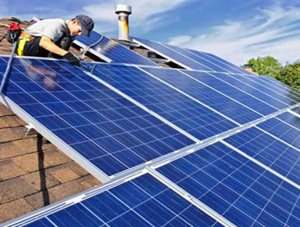 فروشنده انواع باطری خورشیدی