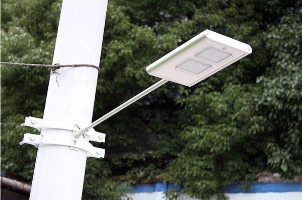 تولید کنندگان انواع چراغ های خورشیدی در ایران