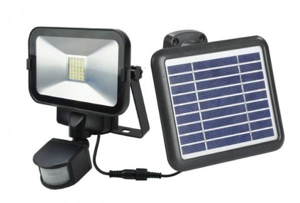 مرکز فروش انواع چراغ های خورشیدی در سراسر کشور