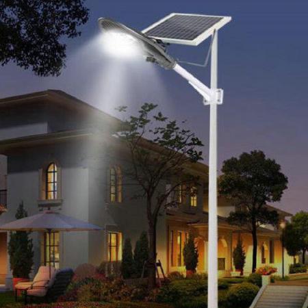 خرید چراغهای خورشیدی خیابانی بصورت عمده و جزئی