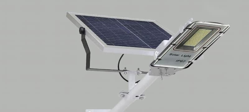 چراغ خورشیدی ایستاده