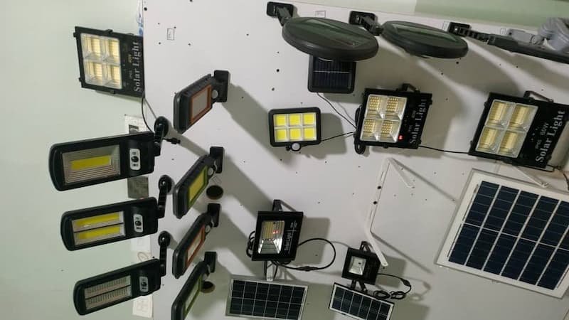 پروژکتور خورشیدی