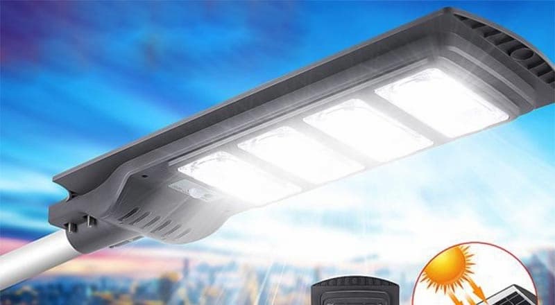 چراغ خورشیدی