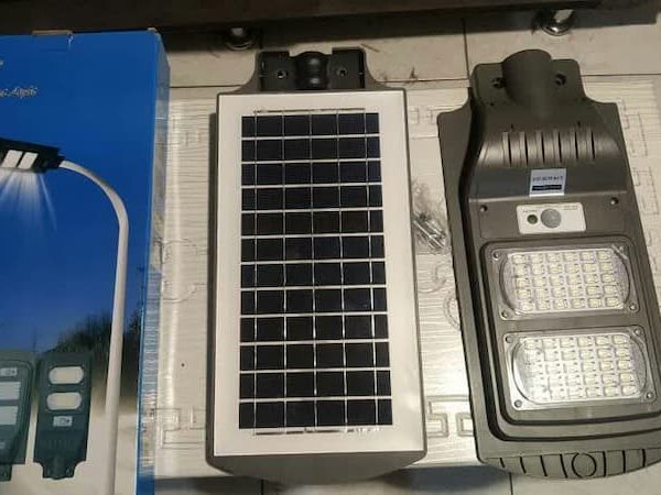 چراغ خورشیدی خیابانی