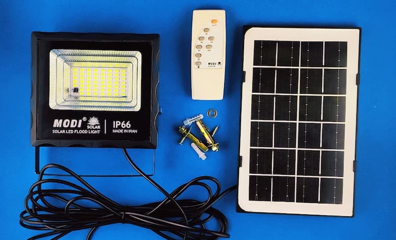 پروژکتور خورشیدی 200 وات