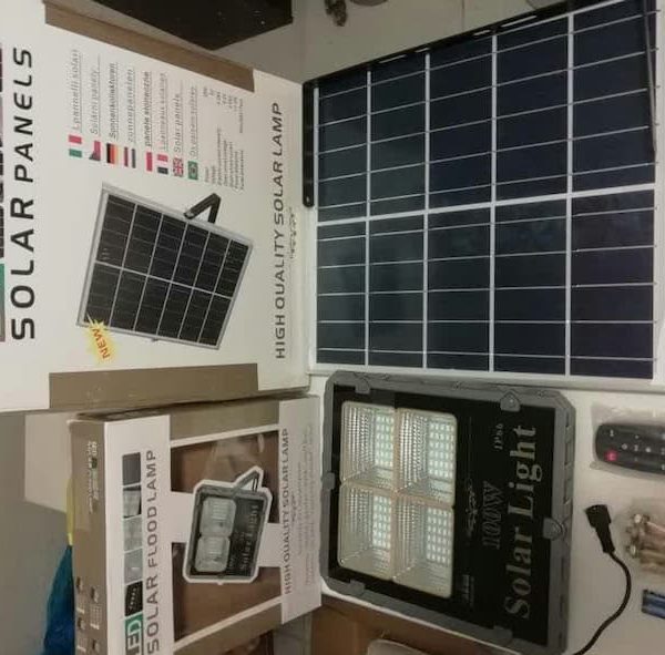 پروژکتور خورشیدی ارزان