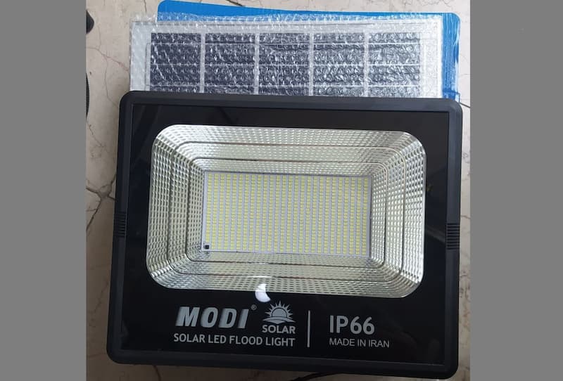 پروژکتور خورشیدی باغی