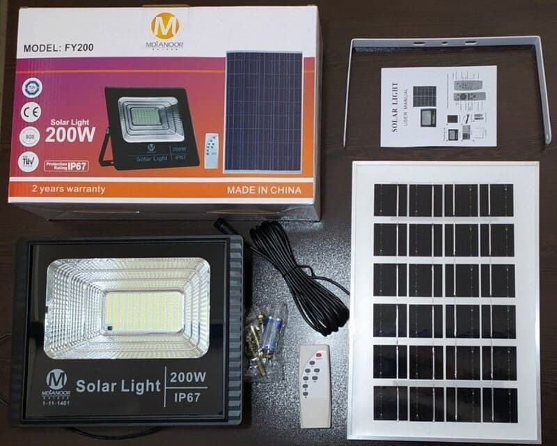 پروژکتور خورشیدی 100 وات